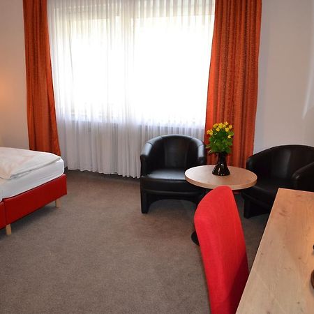 Hotel Minerva Garni Düsseldorf Zewnętrze zdjęcie